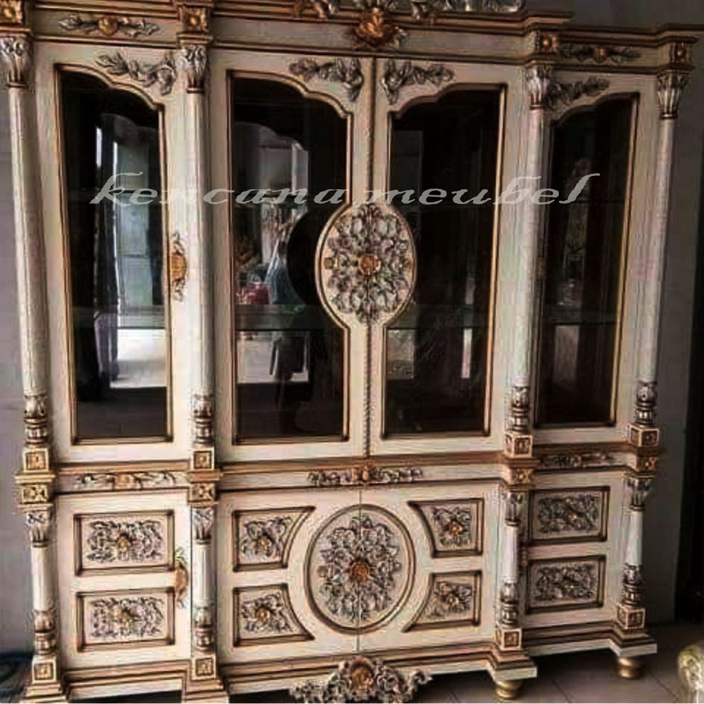 Bofet Pajangan Kaca Jati Jepara