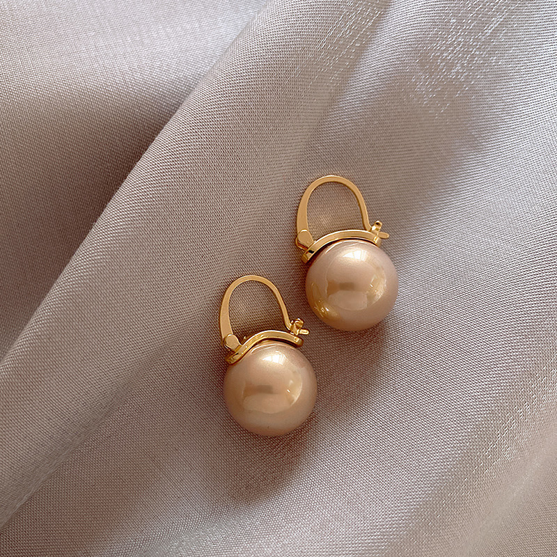 Anting Mutiara Mode Retro Korean Anting Drop Bola Mutiara Dasar Anting Tindik Sederhana-Champagne
