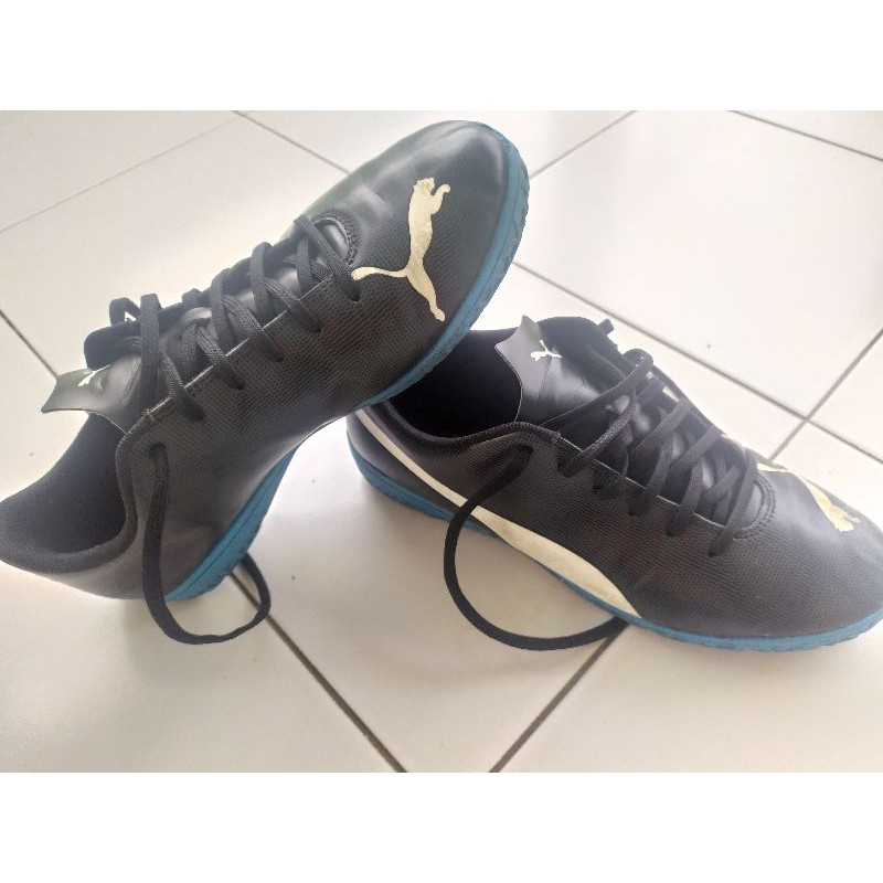 Sepatu Futsal PUMA Original - Hitam-putih-biru size 43