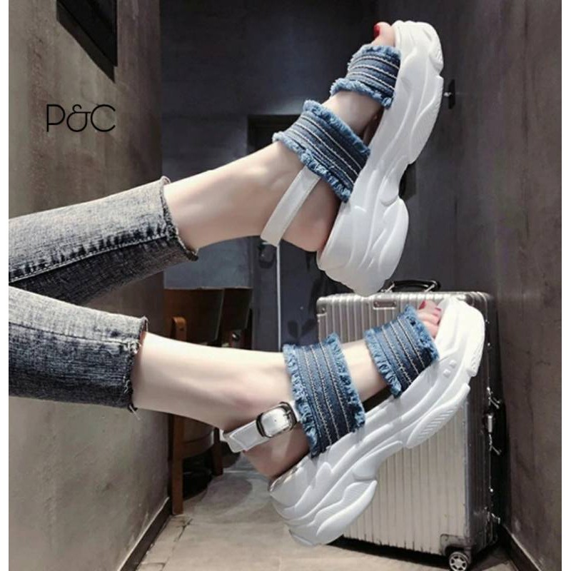 SANDAL WANITA SANDAL GUNUNG LEVIS TERBARU BEST SELLER