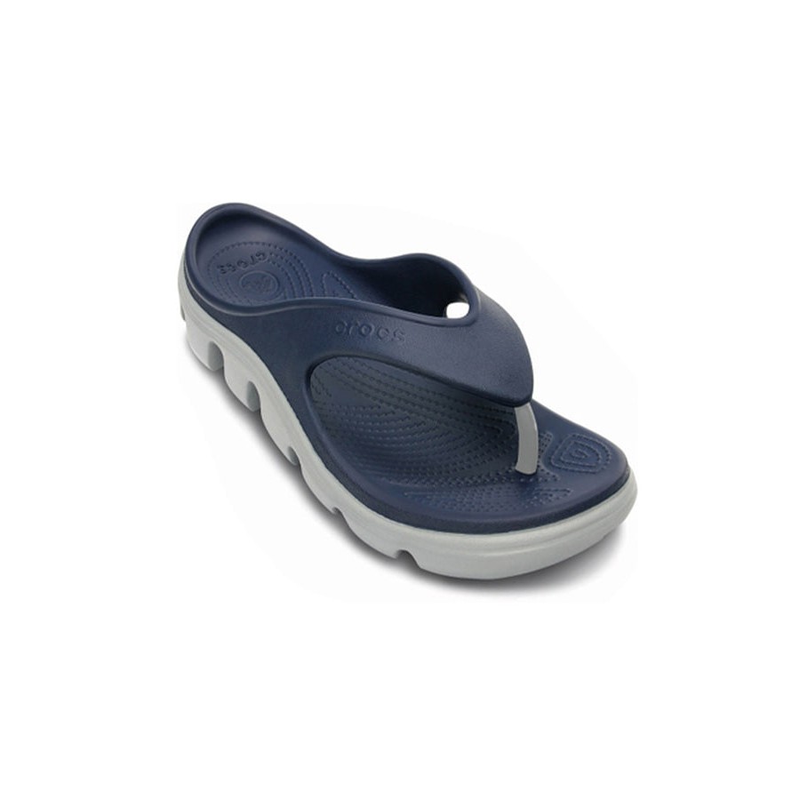 crocs duet sport flip flop