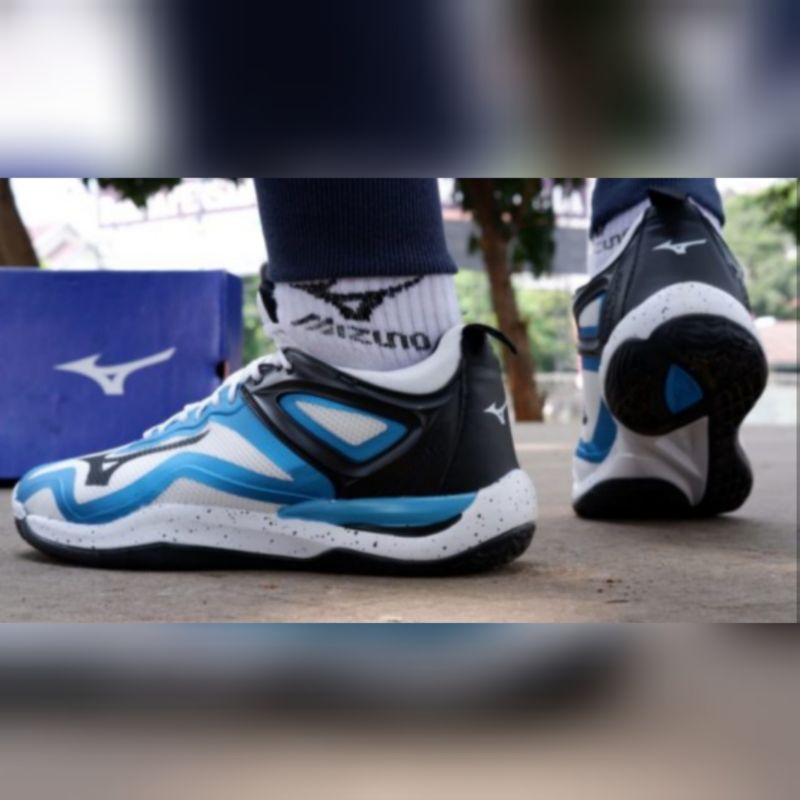 Sepatu Mizuno Volly Mizuno Mirage/WLZ 6 Wave Lightning Z6 premium Original Bonus Kaos kaki Mizuno  Terlaris