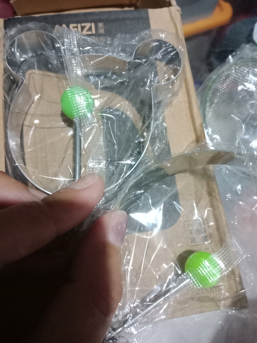 Anekagrosir | Alat Dapur - Jepitan Gorengan - Jepitan Gorengan Dengan Tirisan Minyak Termurah !!