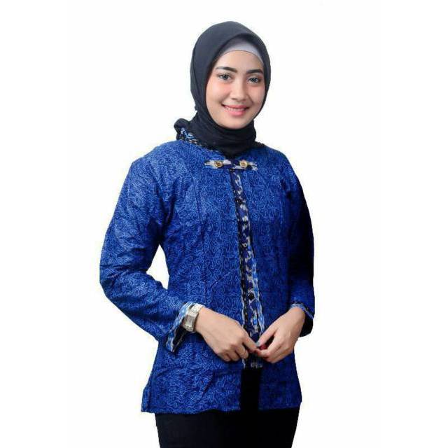  Desain  Baju  Batik  Lengan Panjang Modern Wanita  Muda 