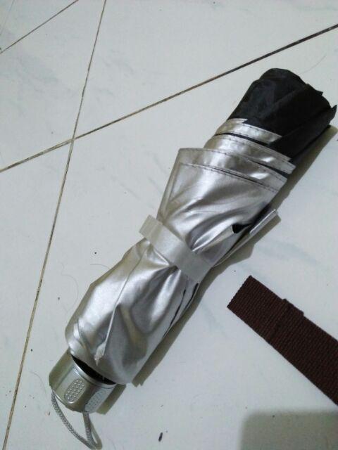 Payung Lipat Tiga Nagoya Model Polos Lapis Silver Dalam Anti Radiasi Matahari/ultraviolet