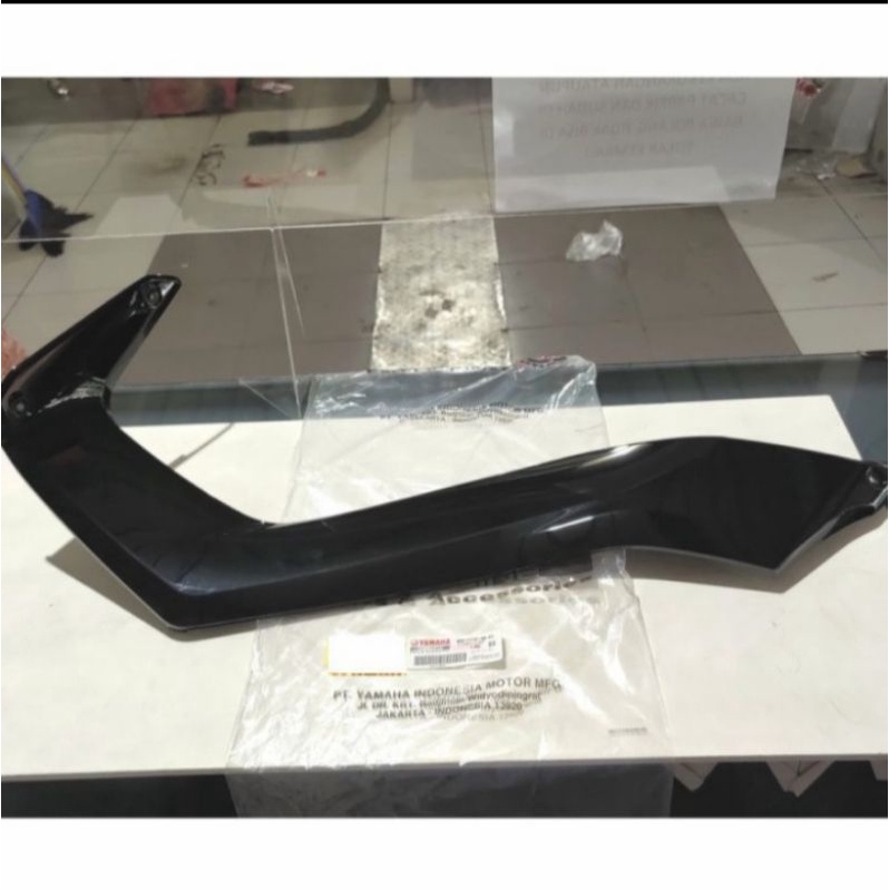 COVER SIDE BODY TENGAH KIRI ALL NEW NMAX 2020 ORIGINAL B6H-F1731-00-P3