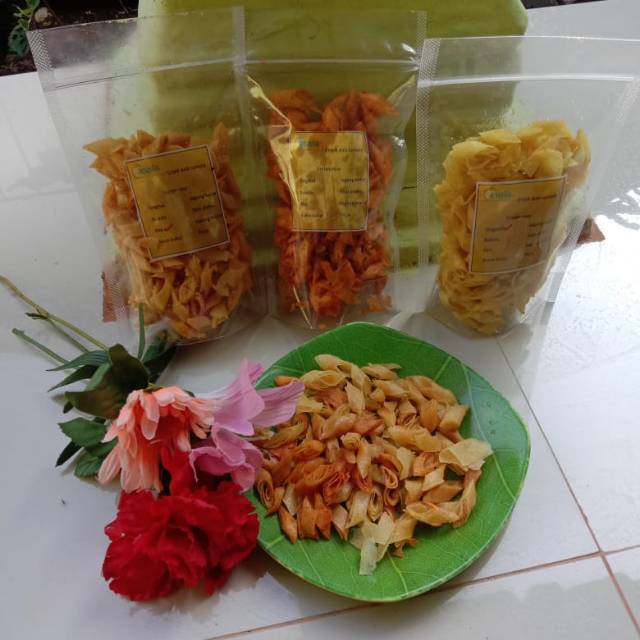 

Caspia (Cripik Asik Lumpia)