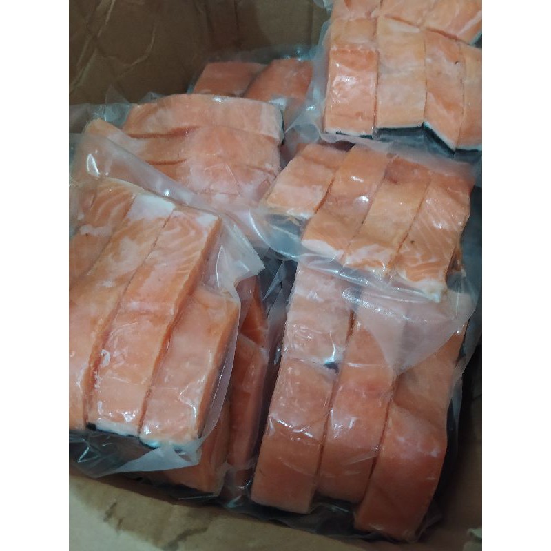 

salmon filet 250gr + up