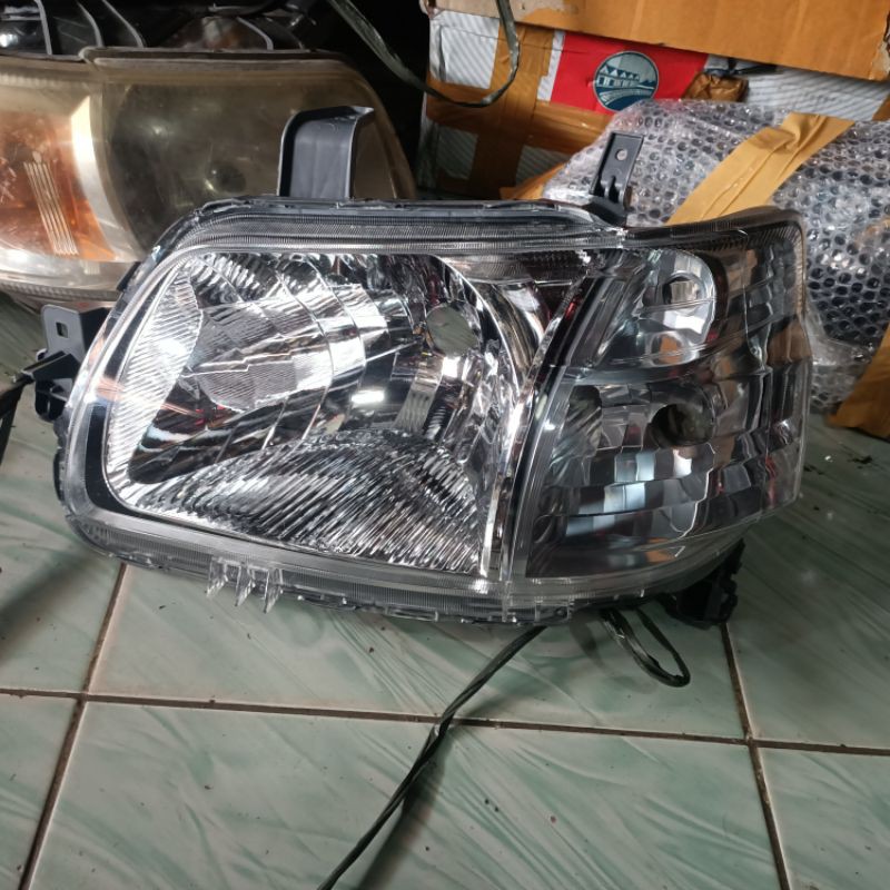 headlamp grandmax