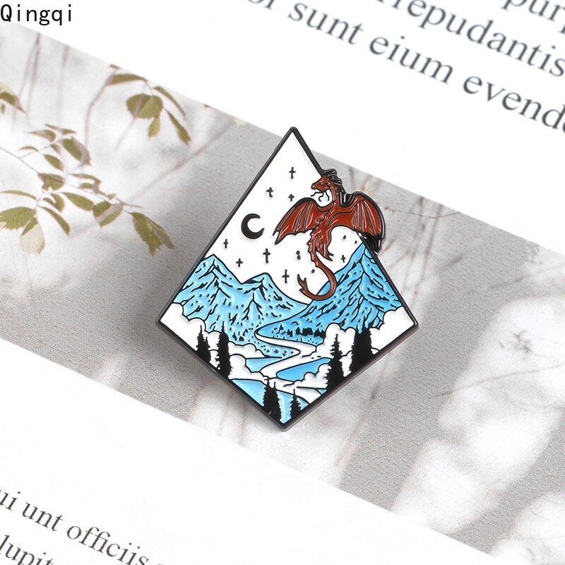 Bros Pin Enamel Desain Naga Moonlight Gunung Untuk Hadiah Teman