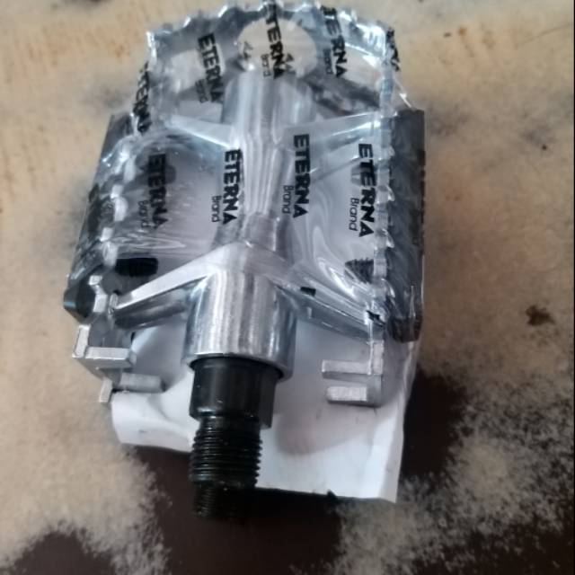 Pedal MTB besi eterna /Pedal sepeda Gunung / Pedal sepeda Dewasa