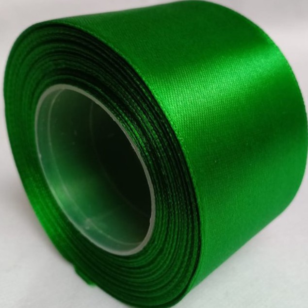 

Pita satin hijau daun 1.5 inch / 3.81 cm Per roll