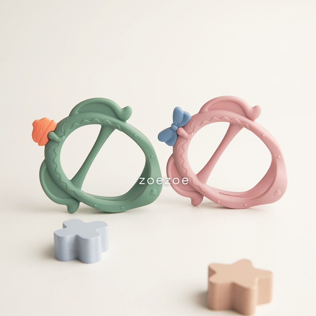 ZOEZOE Teether Silicone Baby Elephant Gigitan Bayi Bentuk Gelang Premium