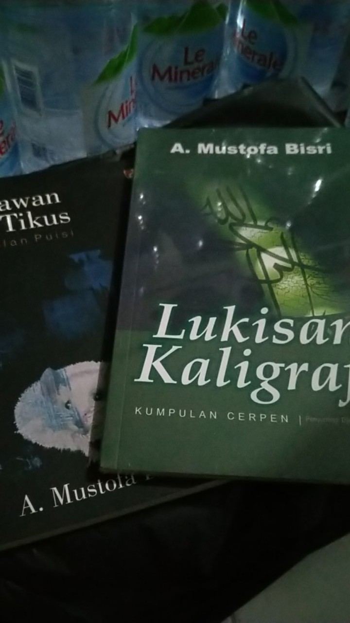 Buku Lukisan Kaligrafi Kumpulan Cerpen Kh A Mustofa Bisri Gus Mus Penerbit Kompas Original Ori Shopee Indonesia