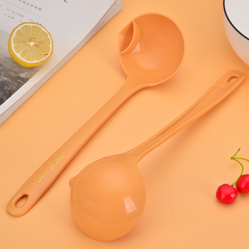 Sendok Sup Pemisah Minyak Bahan Plastik Dengan Gagang Panjang