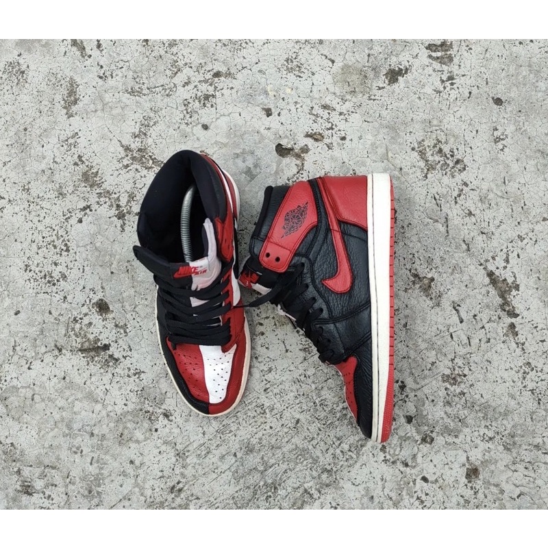 JORDAN 1 (AJ1) HOMAGE TO HOME SECOND