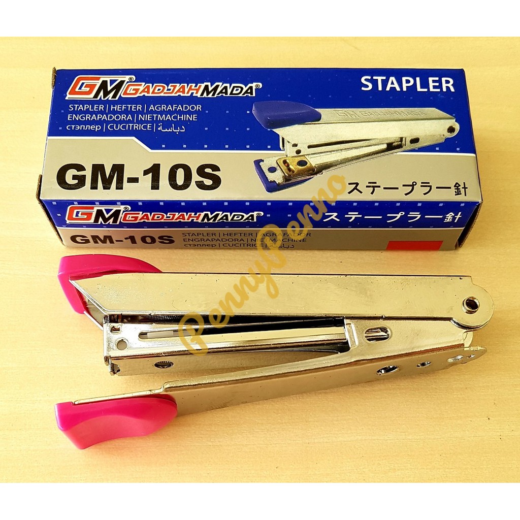 

Staples merk GadjahMada