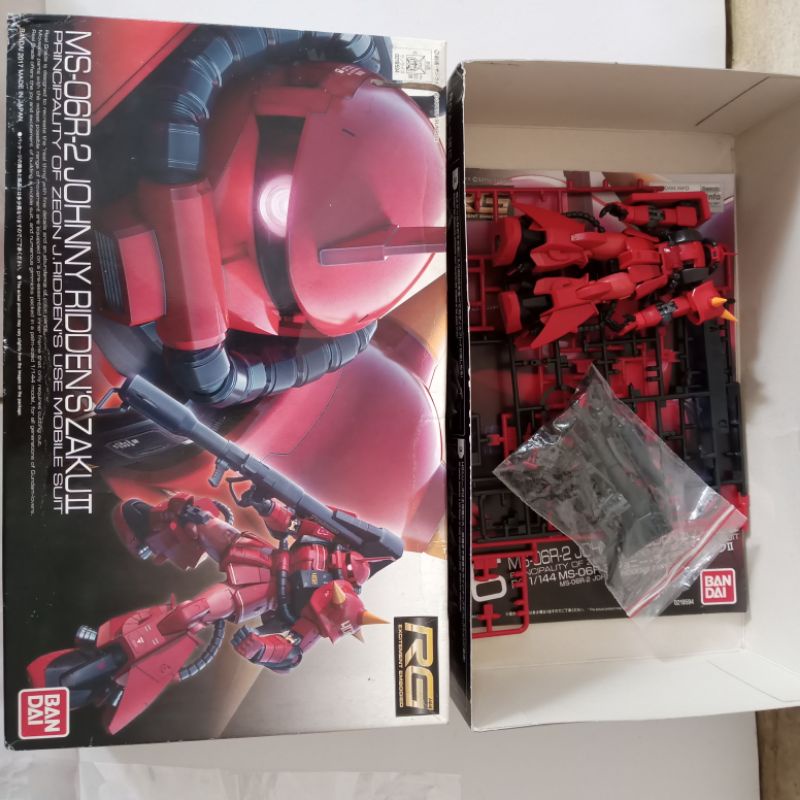 Gundam RG Zaku II Johnny Ridden Bandai