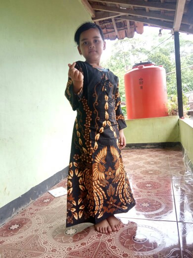 Atiya Batik Couple Keluarga Busui Motif Kenari Merah