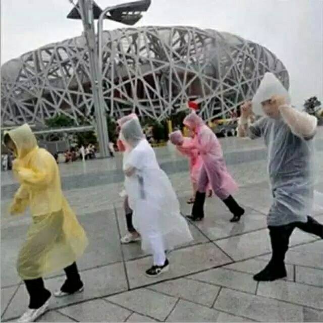 WJ167 Jas Hujan Plastik Sekali Pakai / Disposable Emergency Raincoat