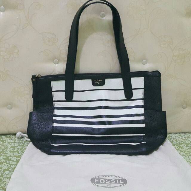 Tas Fossil authentic