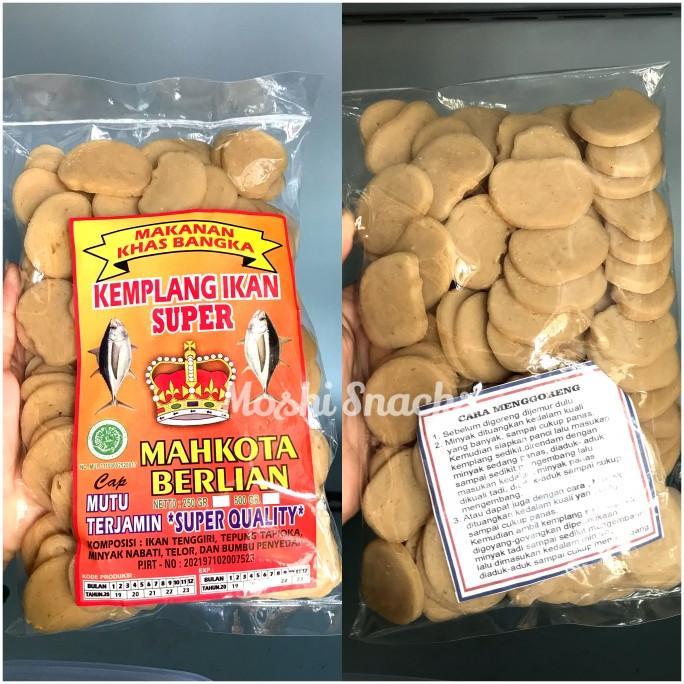 

Kerupuk Kemplang Mentah Cap Mahkota Ikan Tenggiri (Bulat Kecil) 500Gr