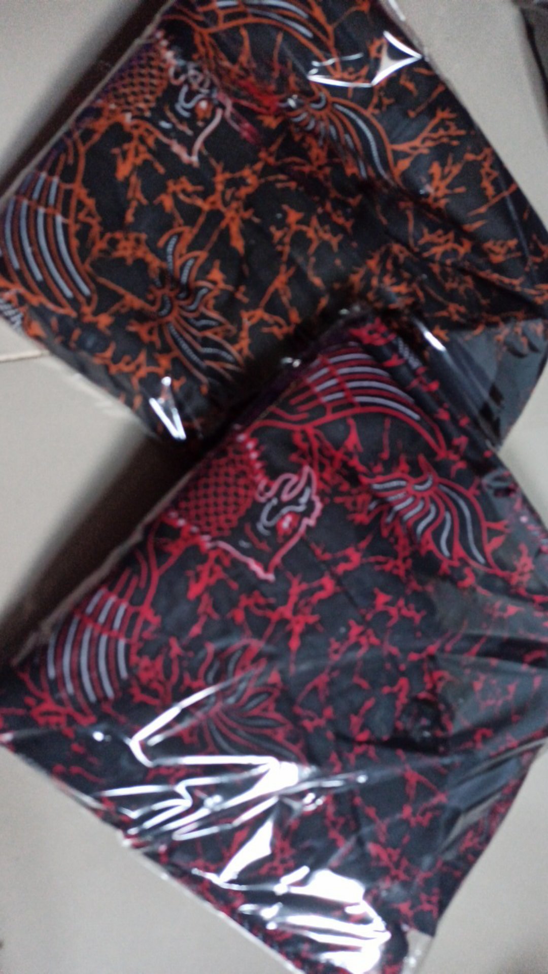 Kemeja Batik Motif Garuda Indonesia Dan Presiden