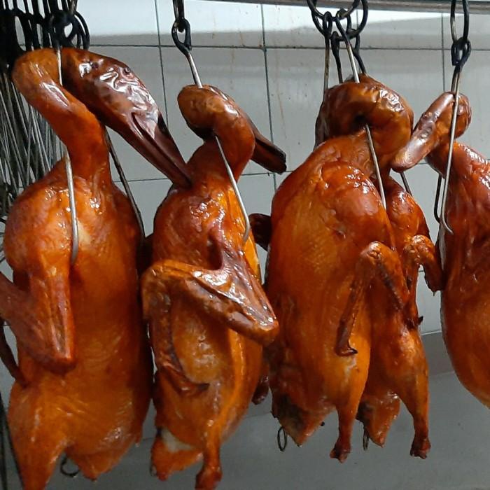 

Makanan Beku | Bebek Peking Panggang Frozen Utuh