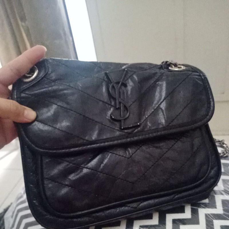 SOLD Tas Yves Saint Laurent YSL Niki sling kulit asli warna hitam
