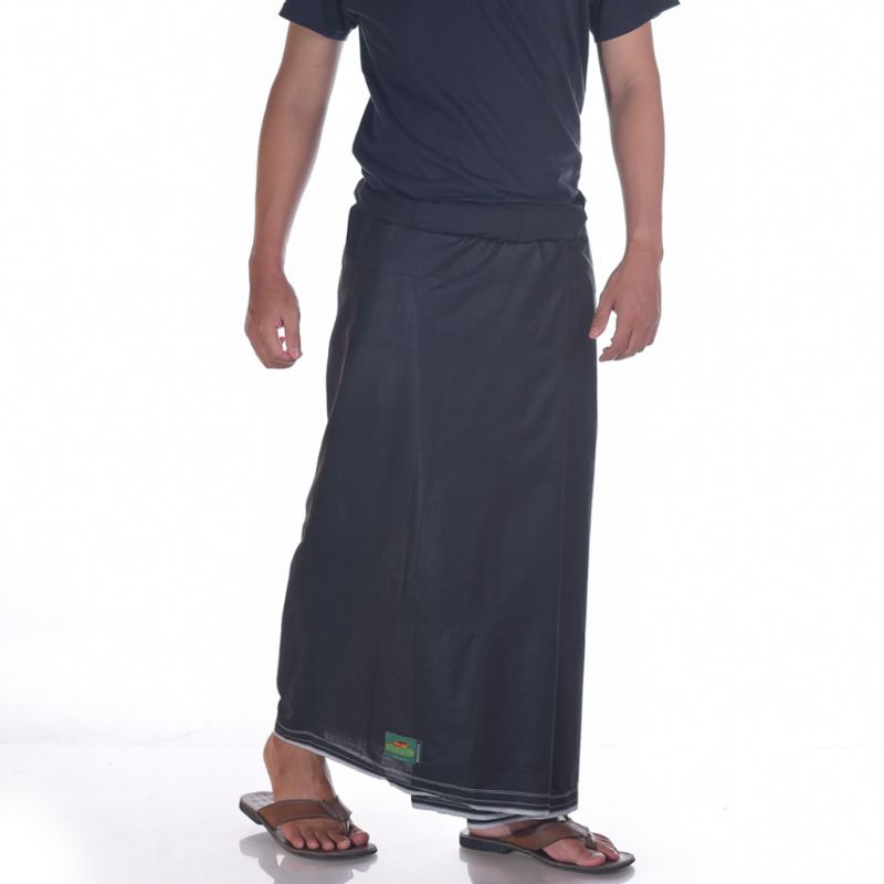 Sarung ATLAS Favorit Hitam Polos
