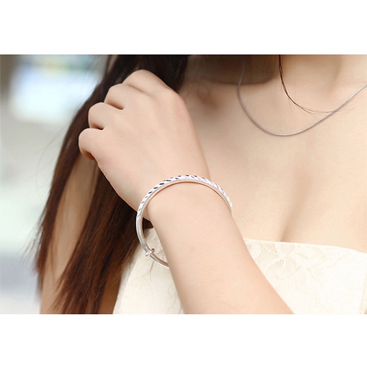 Gelang Bentuk Tabung Bulat Bahan Stainless Steel Warna Silver Untuk Wanita