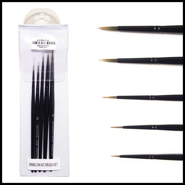 

Arte Manglon Watercolor Brush Set / Kuas Cat Air