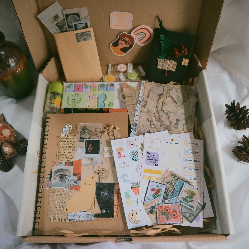 Jual JOURNAL KIT GIFT BOX BUKU JOURNAL STICKER Shopee Indonesia