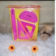 

BUTTERFLY penggaris set BT 172