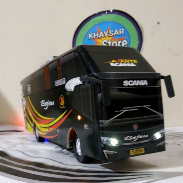 Miniatur Bus bis avante Bejeu plus lampu