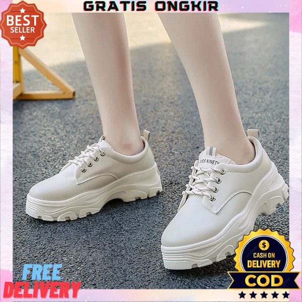 Kats Kets Sepatu Spatu Wanita Sneakers Sneaker Lokal Import Olahraga Gym Runing Running Senam Santai