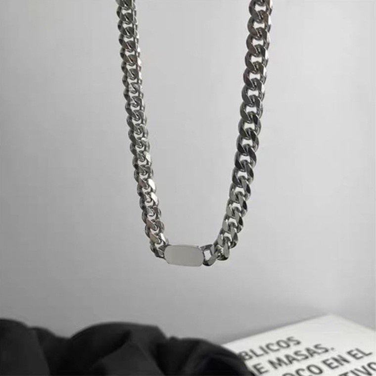 Kalung Rantai Klavikula Pendek Bahan Titanium Steel Gaya Hip Hop Untuk Aksesoris