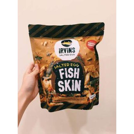 

Dijual Ready Stock! Irvins Salted Egg Fish Skin 230 Gram (Singapore) - Fish Skin Terlaris