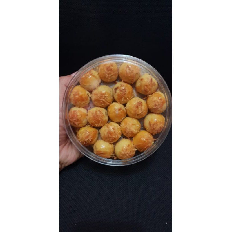 

kue lebaran kue tart tar 1 toples 1/4kg