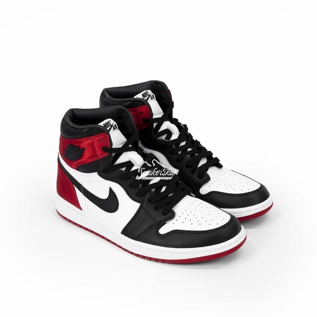 Air Jordan 1 High Satin Black Toe