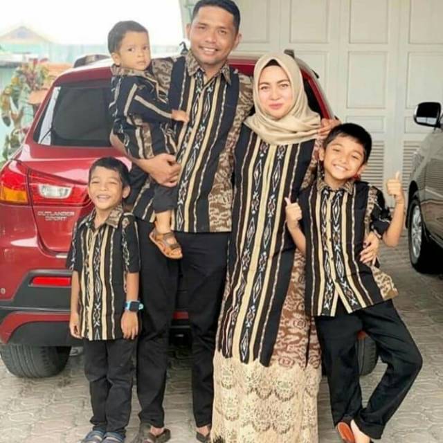 Baju Couple / Satu Pasangan Tenun Keluarga 3 orang | Shopee Indonesia