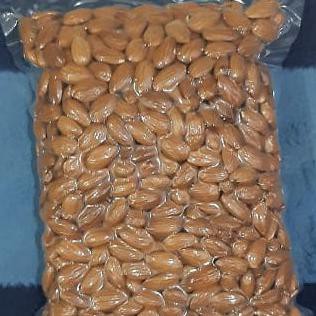 

TERLARIS KACANG ALMOND MENTAH,RAW ALMOND BLUE DIAMOND 1KG