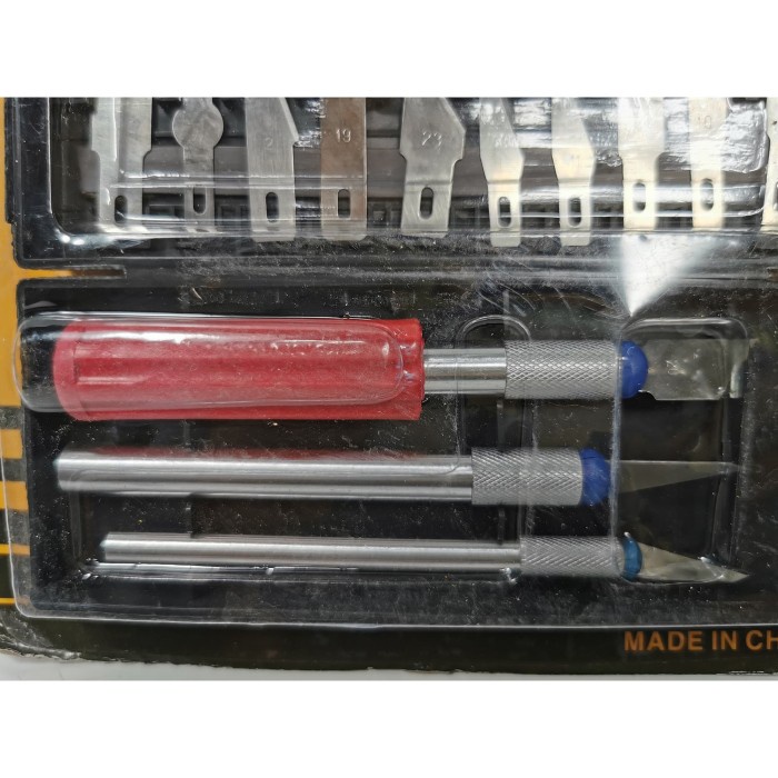 

UKIR-ALAT- PISAU UKIR PAHAT KAYU SET HOBBY KNIFE SET 13 PCS CUTTER -ALAT-UKIR.