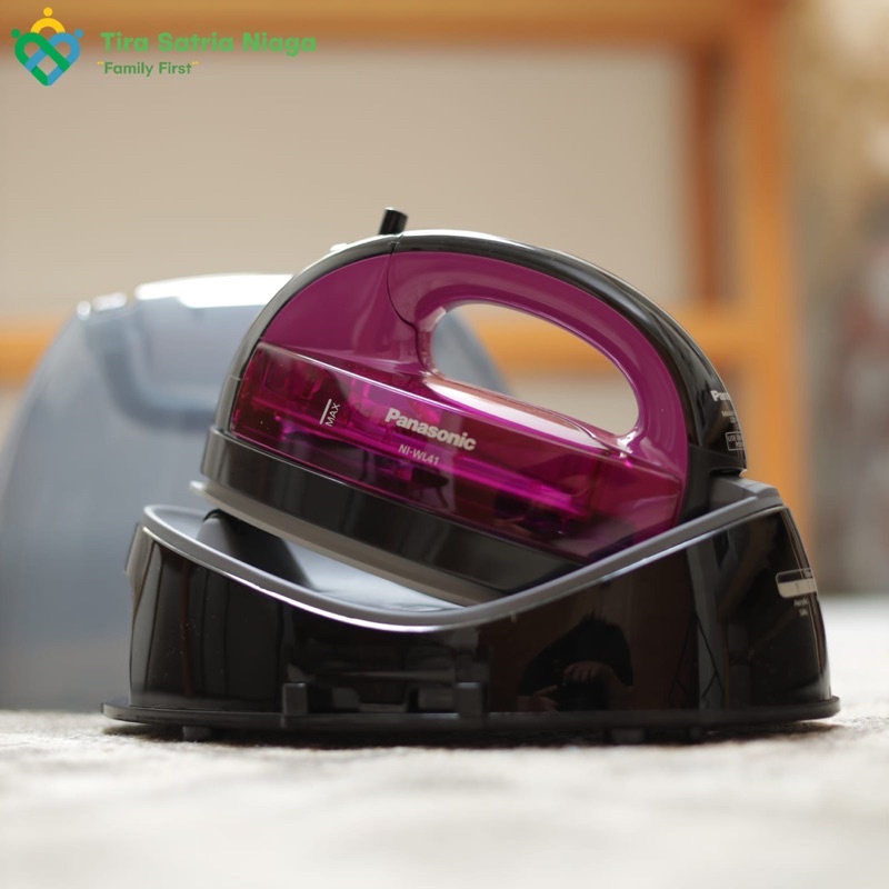 SETRIKA PANASONIC NIWL41 TANPA KABEL