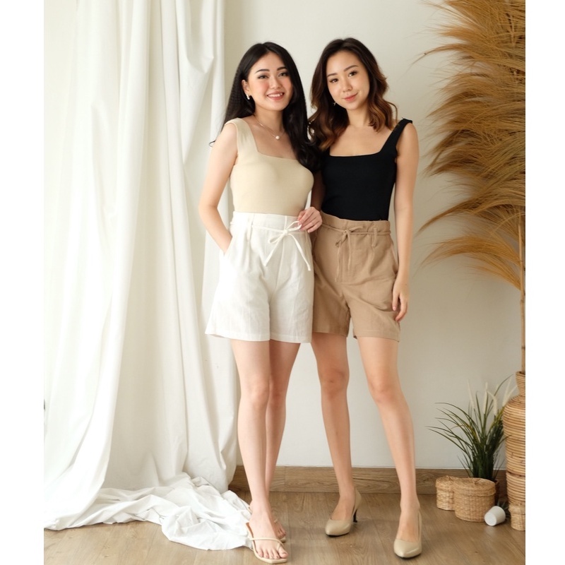 Rocco Shorts Celana Pendek Wanita