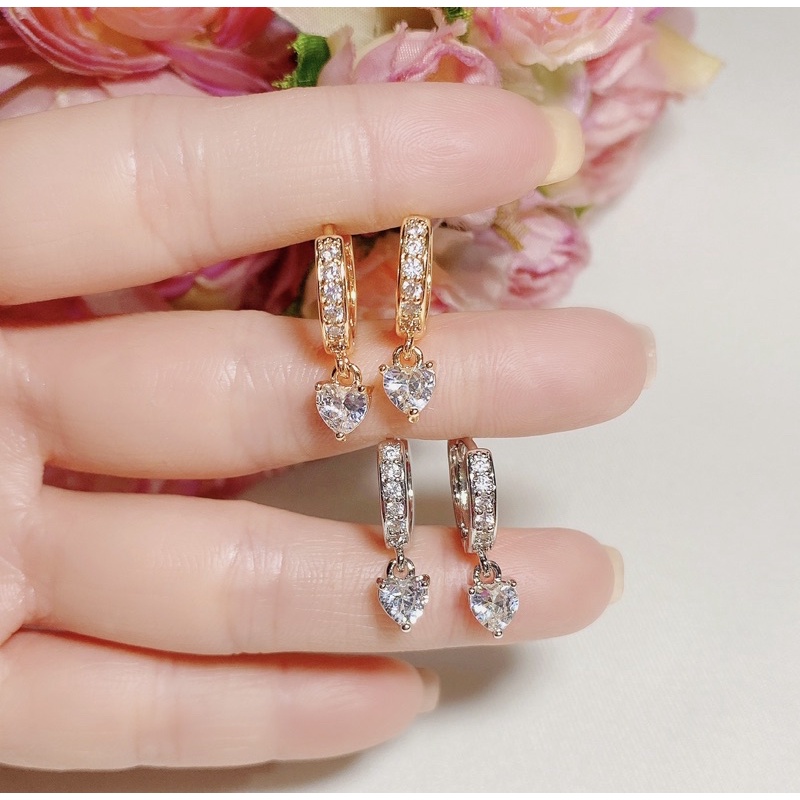 Anting Dewasa Titanium Silver Korea Baris Kristal Juntai Love