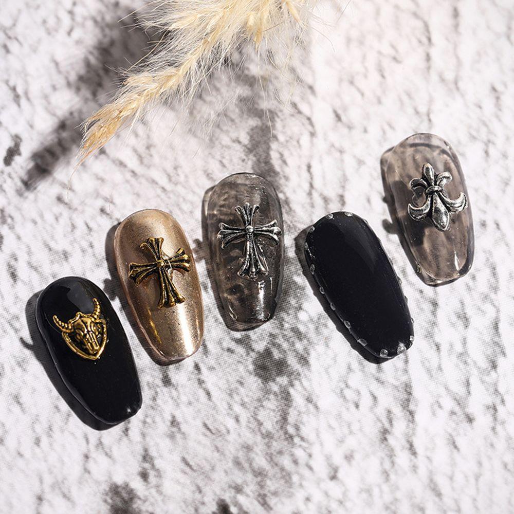 Needway Gagak Jantung Nail Art Perhiasan Logam Alloy Gaya Lama Rivet Perhiasan Neo-gothic Retro DIY Nail Art Ornamen