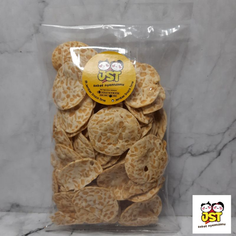 

[200gr] Kripik Keripik Tempe Sagu Kiloan Jember Snack Time