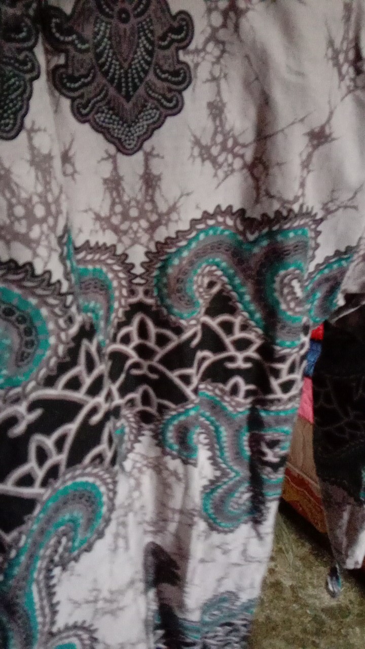 Tunik Batik Wanita Modern Kekinian