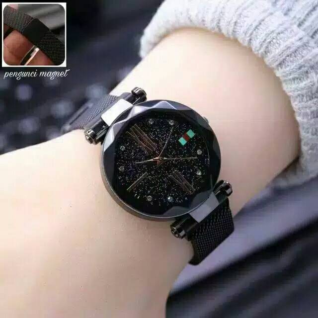 Jam tangan wanita gucci magnet permata
